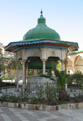 הסביל המפואר ליד הכניסה למתחם מסגד אל ג'זאר