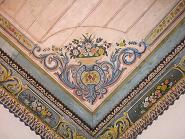 עיטור בפינת התיקרה