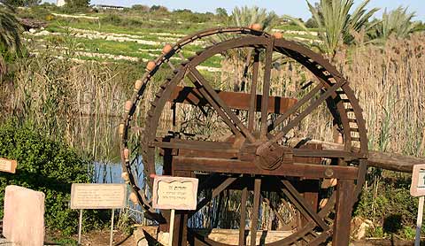 אנטיליה בנאות קדומים