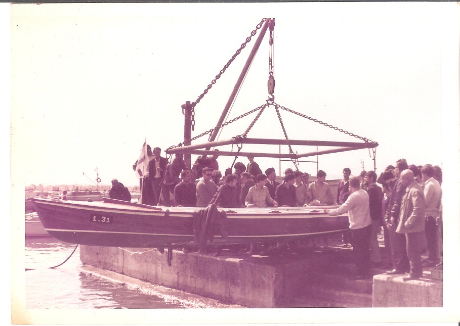 השקת סנונית ראשונה בעכו, 1974